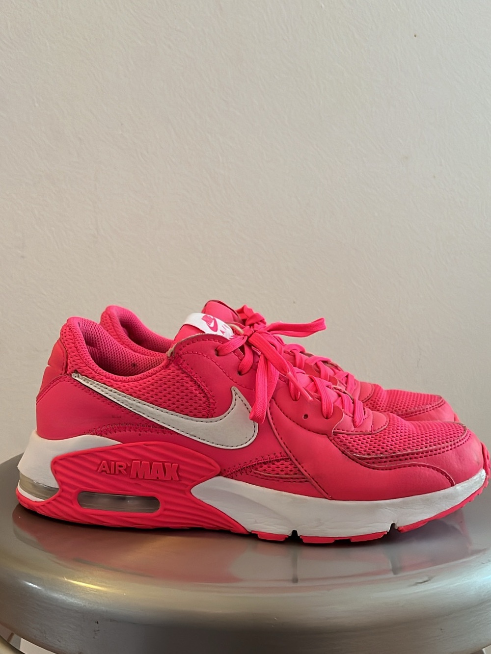 Nike Air Max Excee Hyper Pink White Women’s Size 9